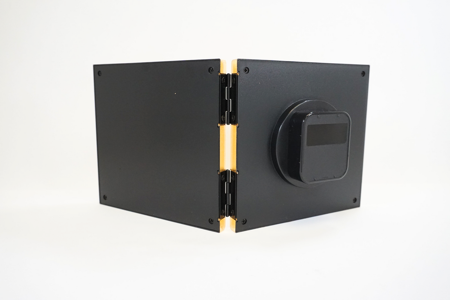 Folding screen clock with running water on cherry blossoms